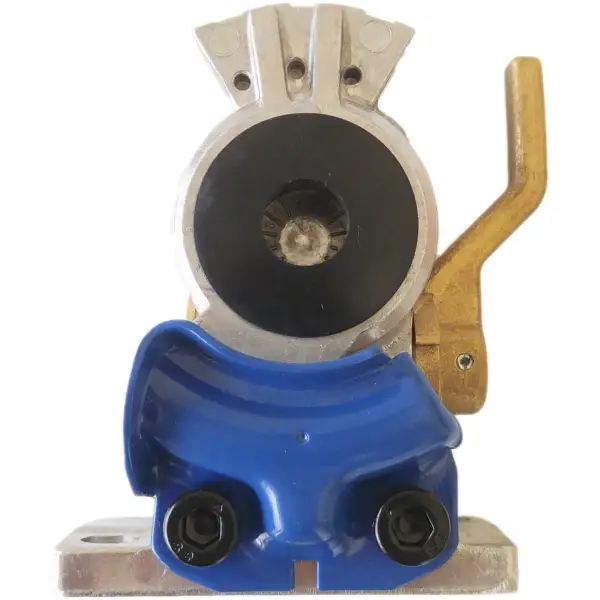 TR035151 Flange Mount Blue Service Gladhand with Shut-off Valve